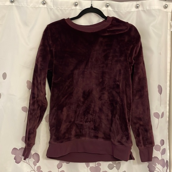 Soft pull-over sweater. - Picture 1 of 1